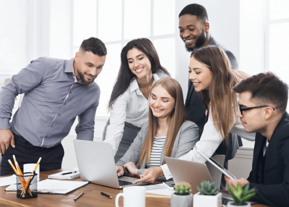 HummingSun integrated business support and digital execution icon.